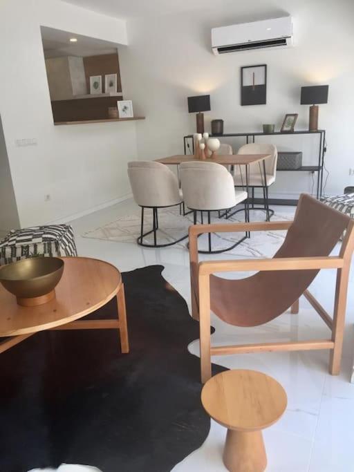 Center Of Old Town,2+1 Flat With Garden Appartement