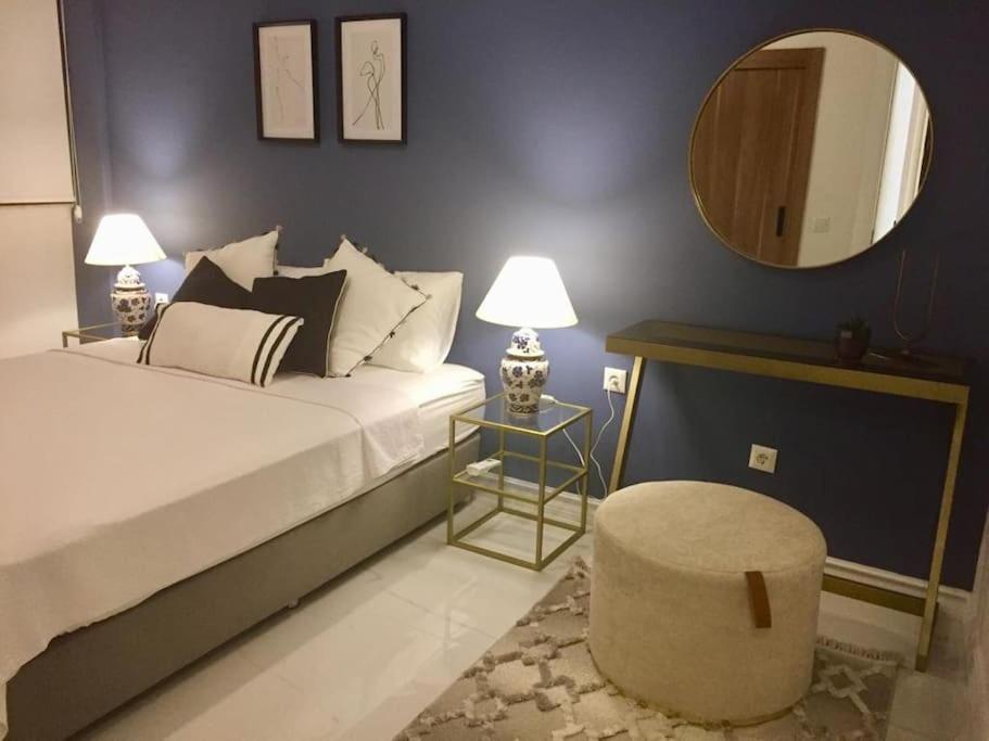 Center Of Old Town,2+1 Flat With Garden Appartement