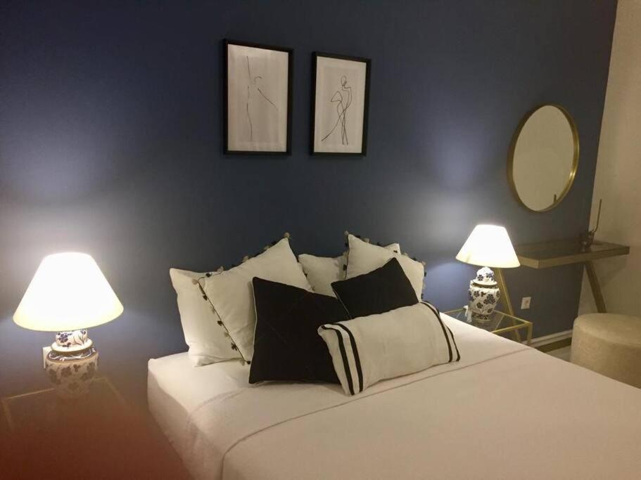Center Of Old Town,2+1 Flat With Garden Appartement