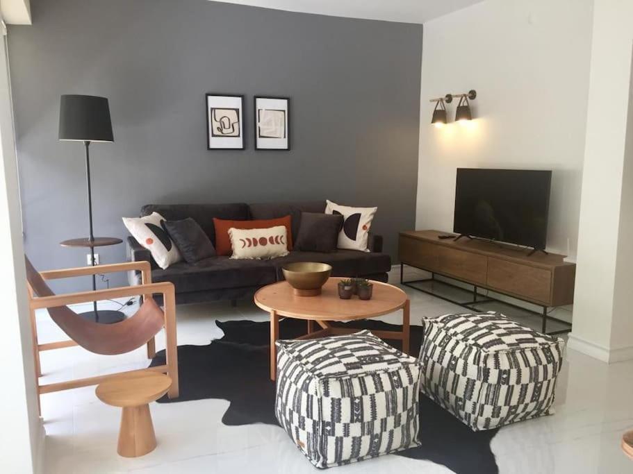 Appartement Center Of Old Town,2+1 Flat With Garden